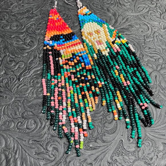 Beaded Dangly Edvard Munchs The Scream Art Earrings - Picture 5 of 5